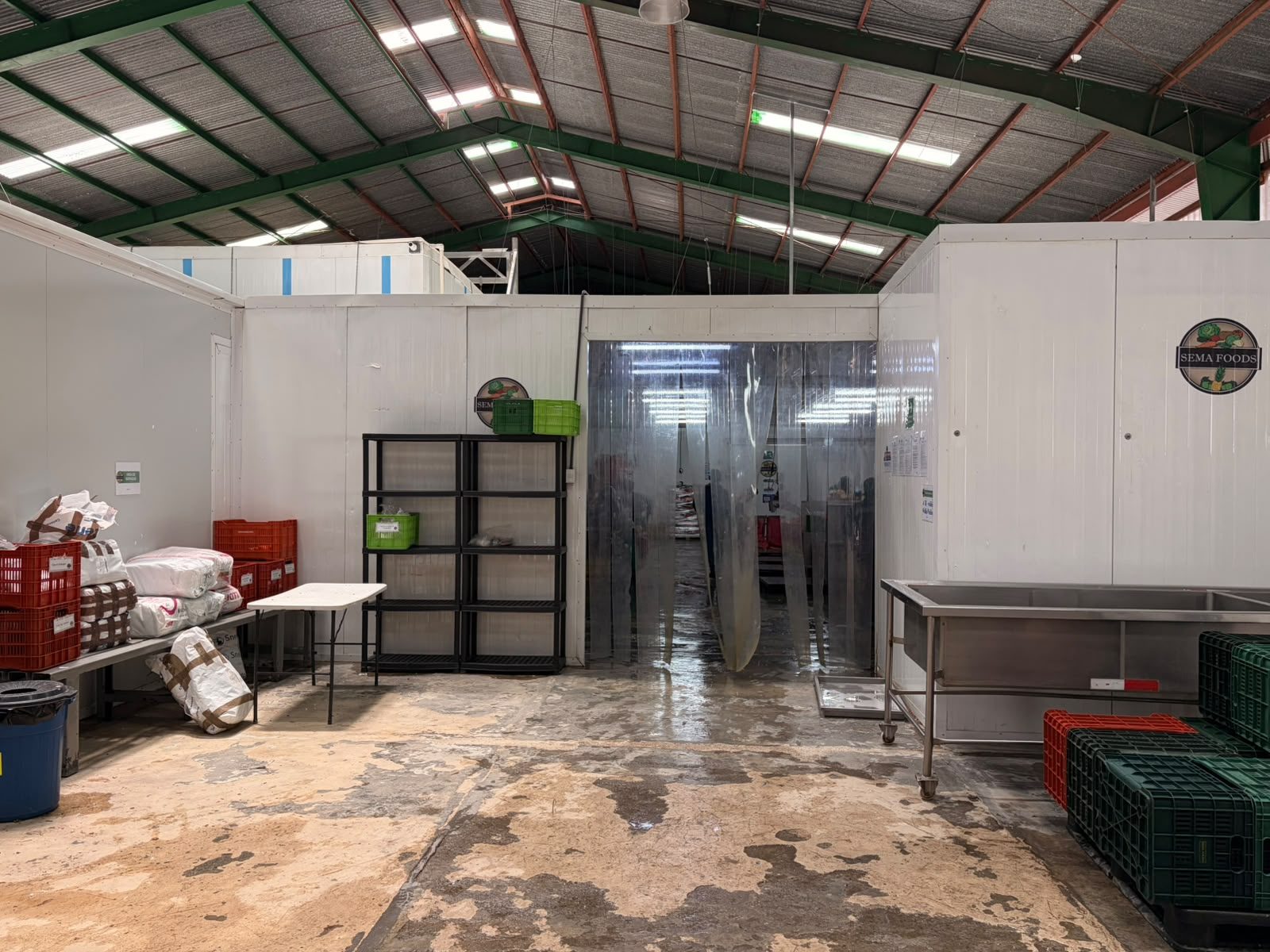 Interior de la planta de empaque